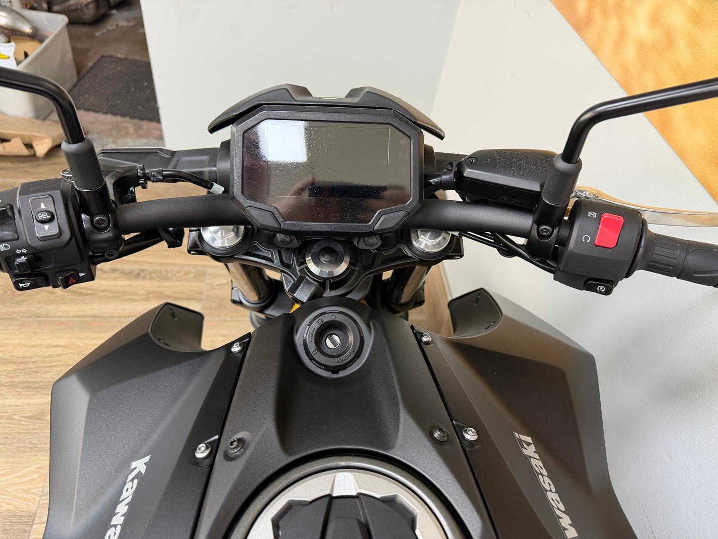 2026 KAWASAKI Z650L (LAMS) SPORTS