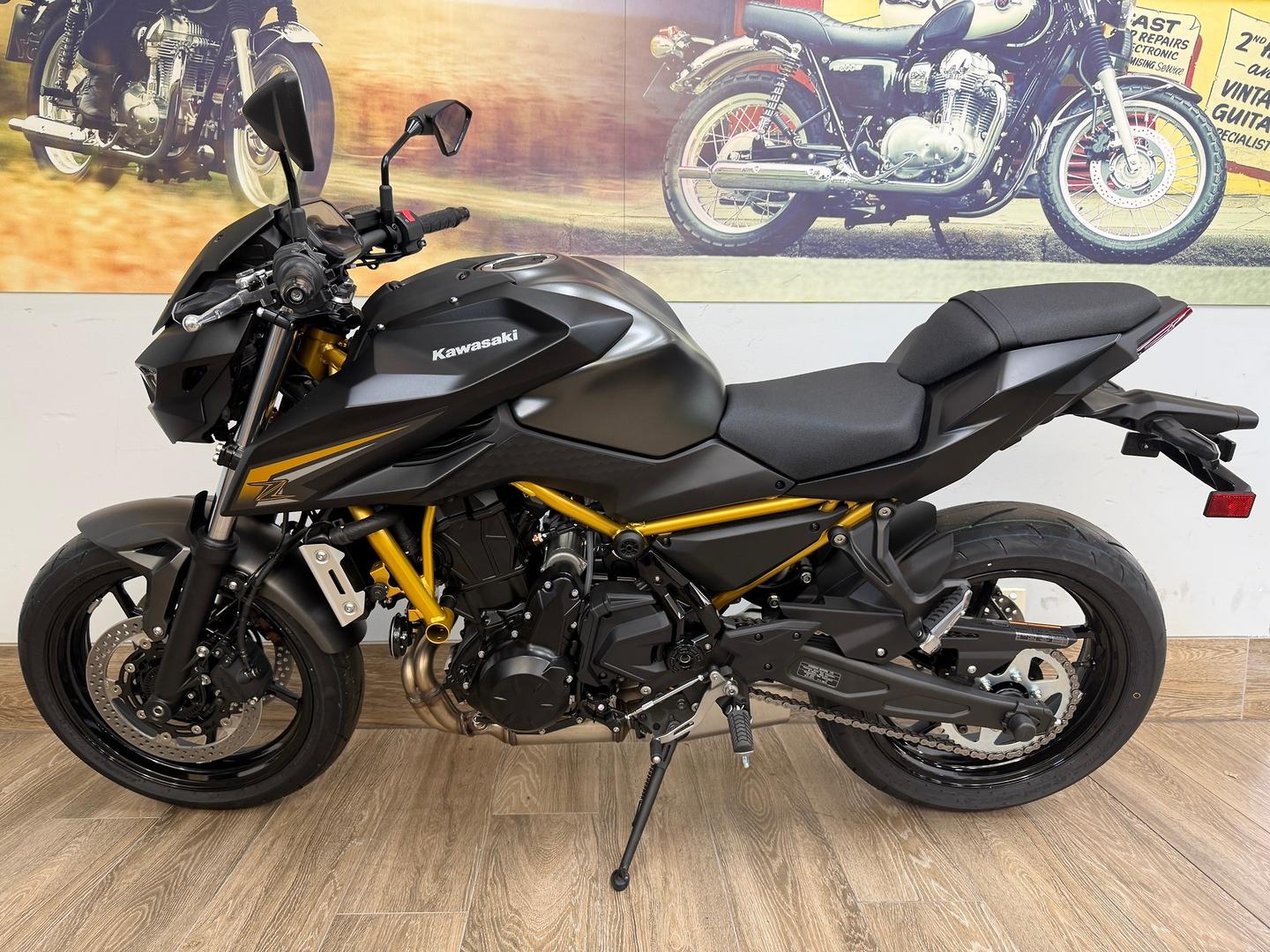 2026 KAWASAKI Z650L (LAMS) SPORTS