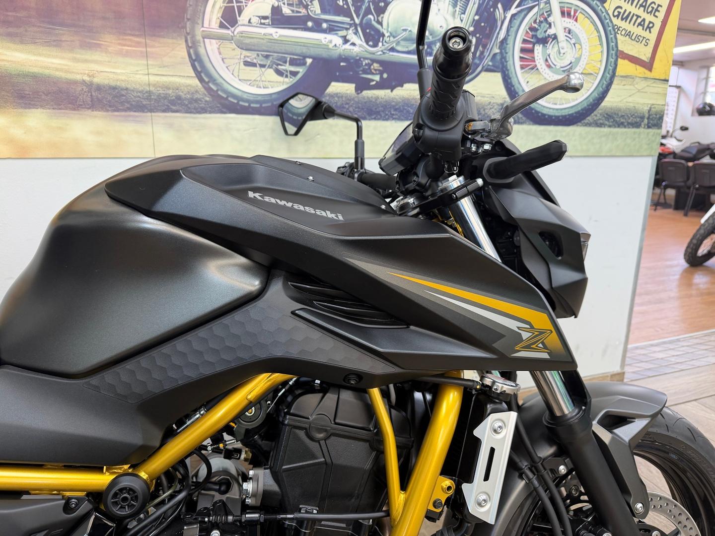 2026 KAWASAKI Z650L (LAMS) SPORTS