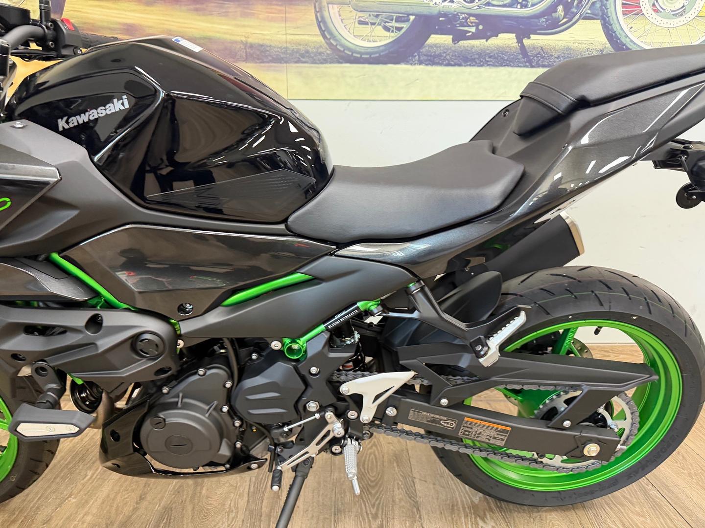 2026 KAWASAKI Z500 SE SPORTS