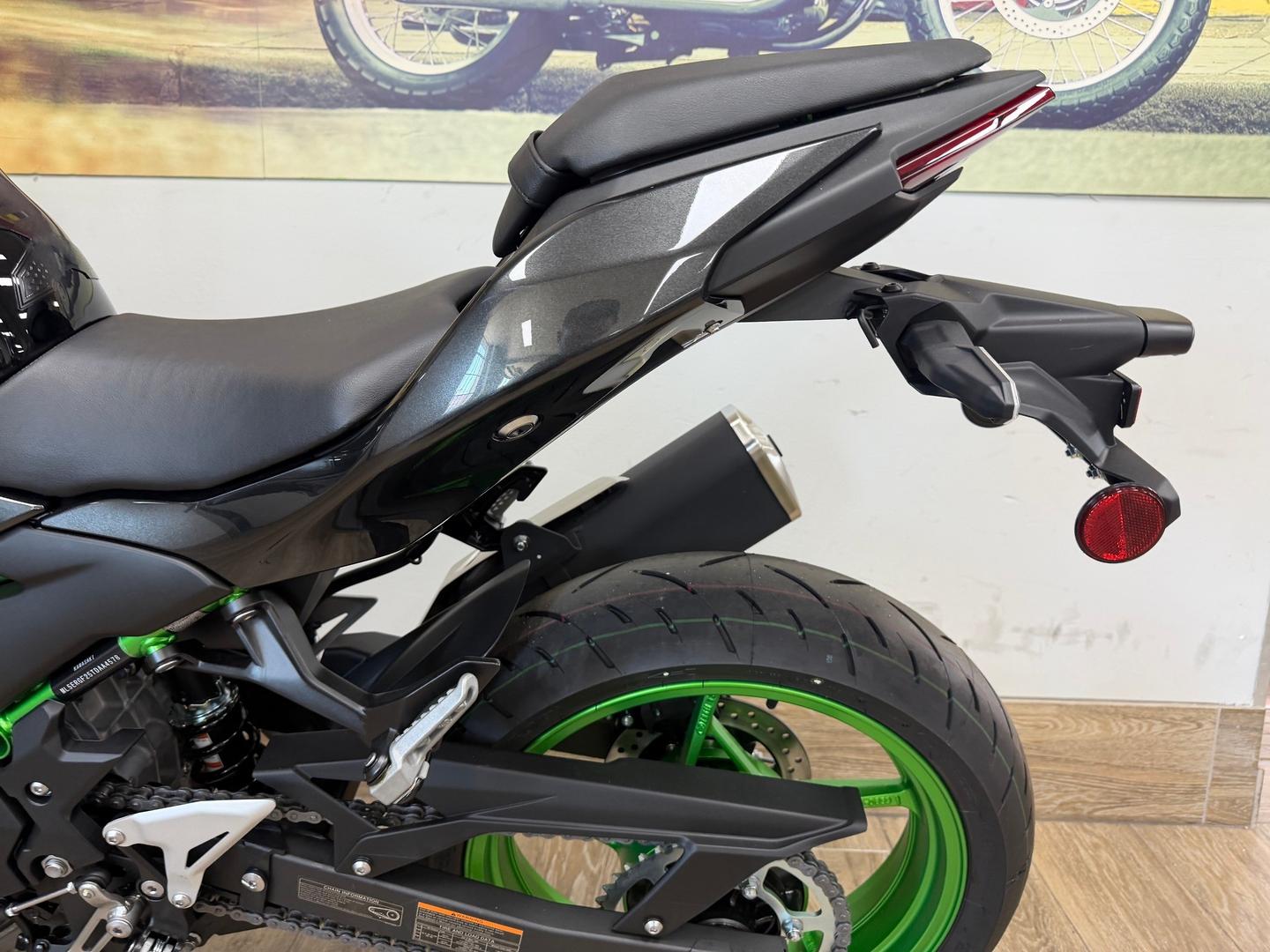 2026 KAWASAKI Z500 SE SPORTS