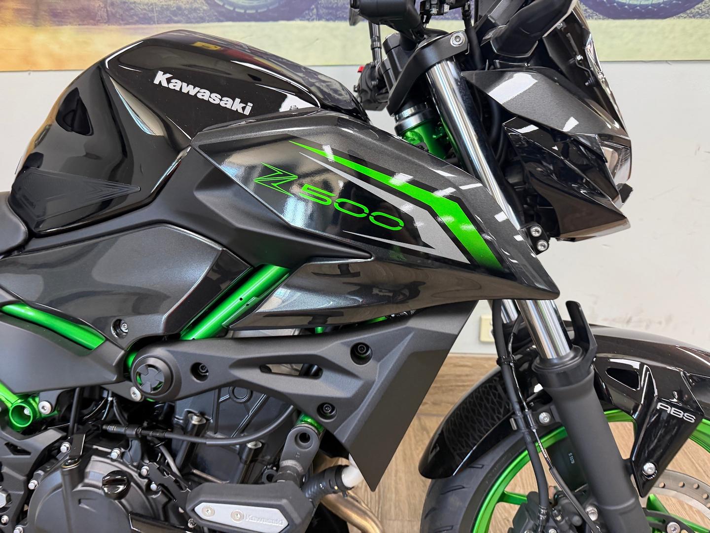 2026 KAWASAKI Z500 SE SPORTS