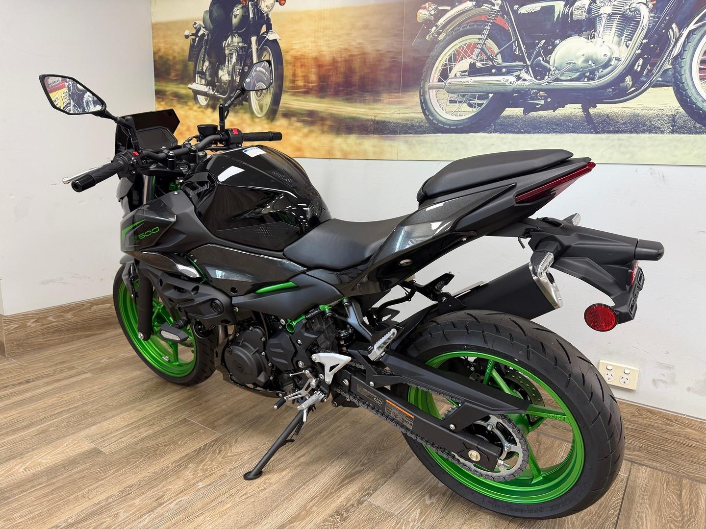 2026 KAWASAKI Z500 SE SPORTS