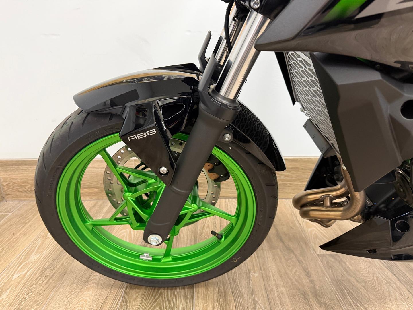 2026 KAWASAKI Z500 SE SPORTS