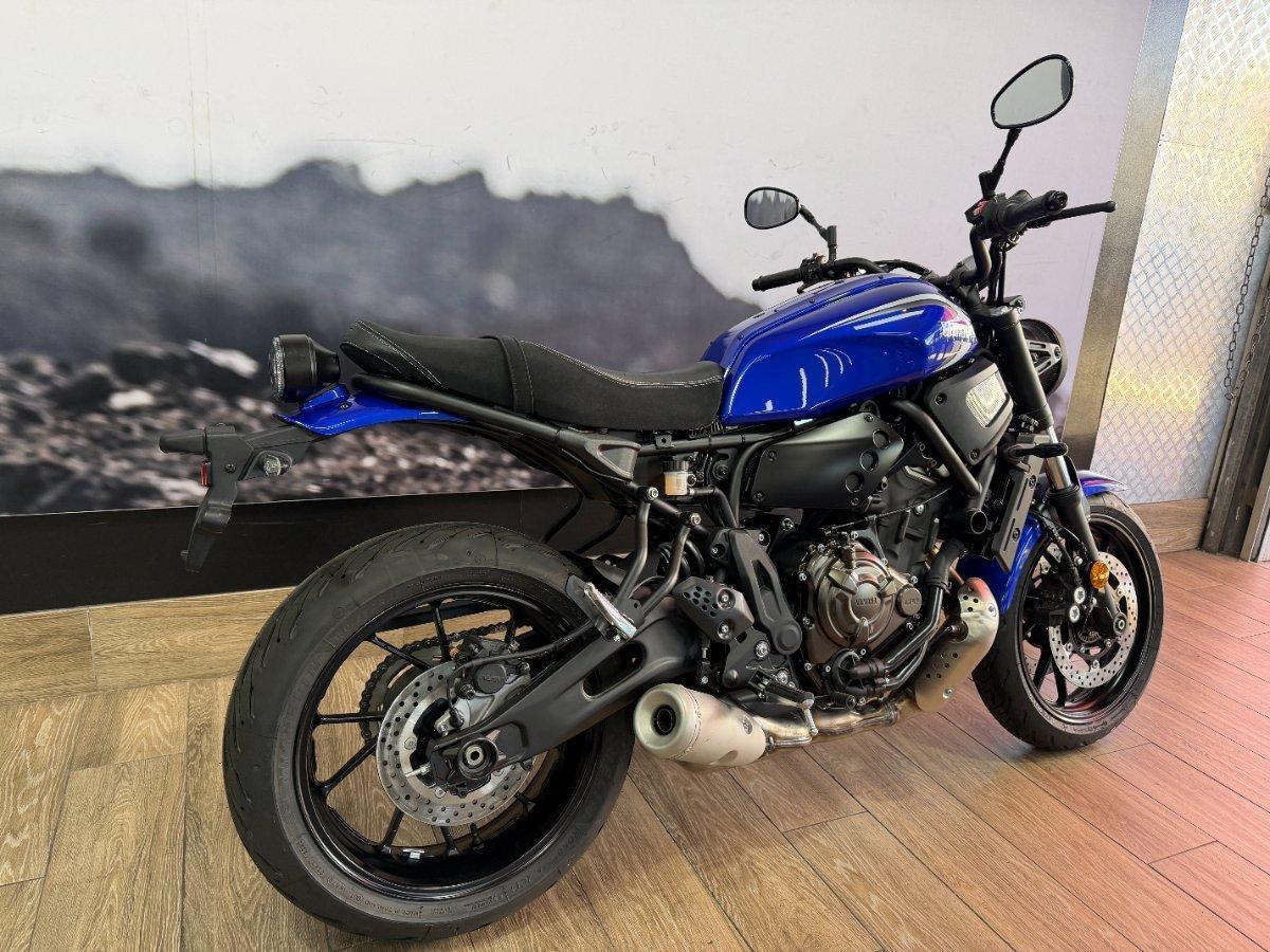 2026 YAMAHA XSR700 ROAD