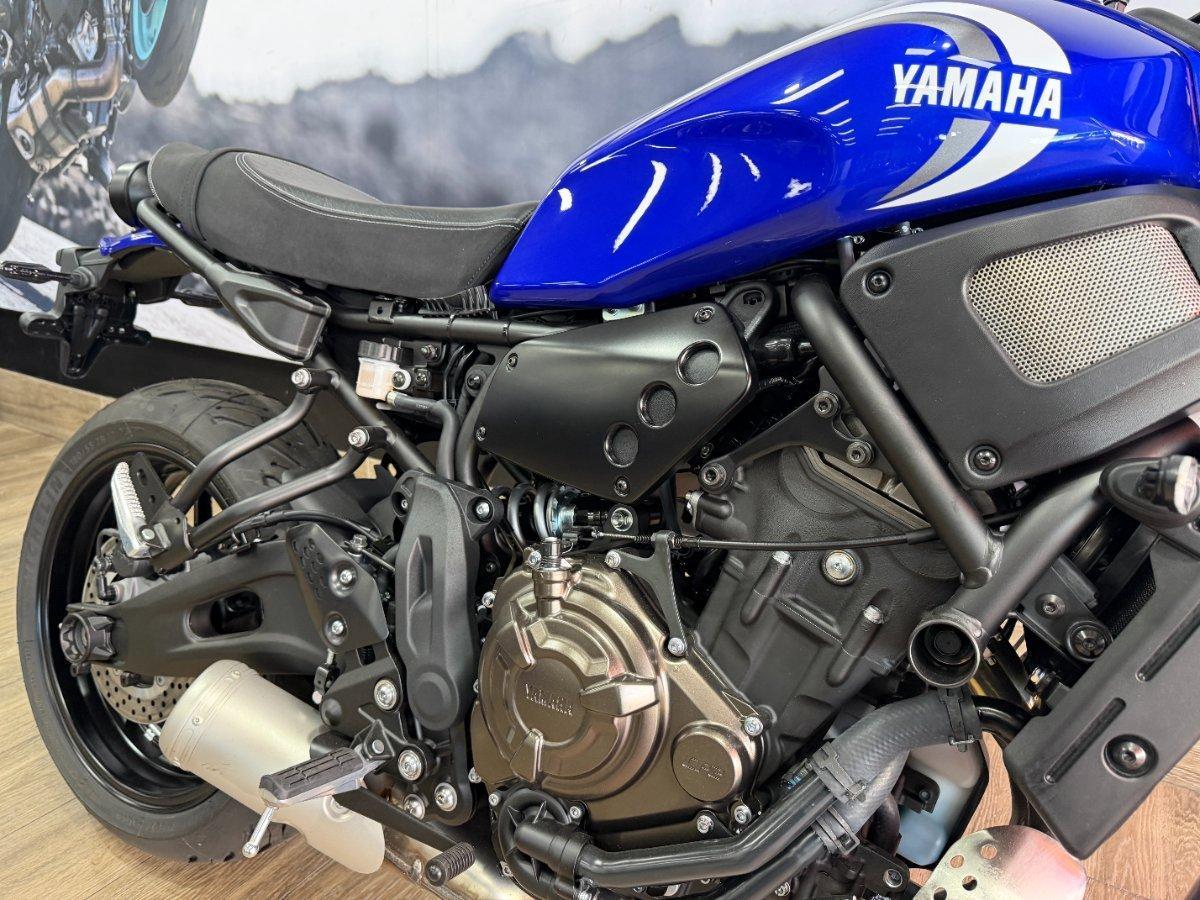 2026 YAMAHA XSR700 ROAD