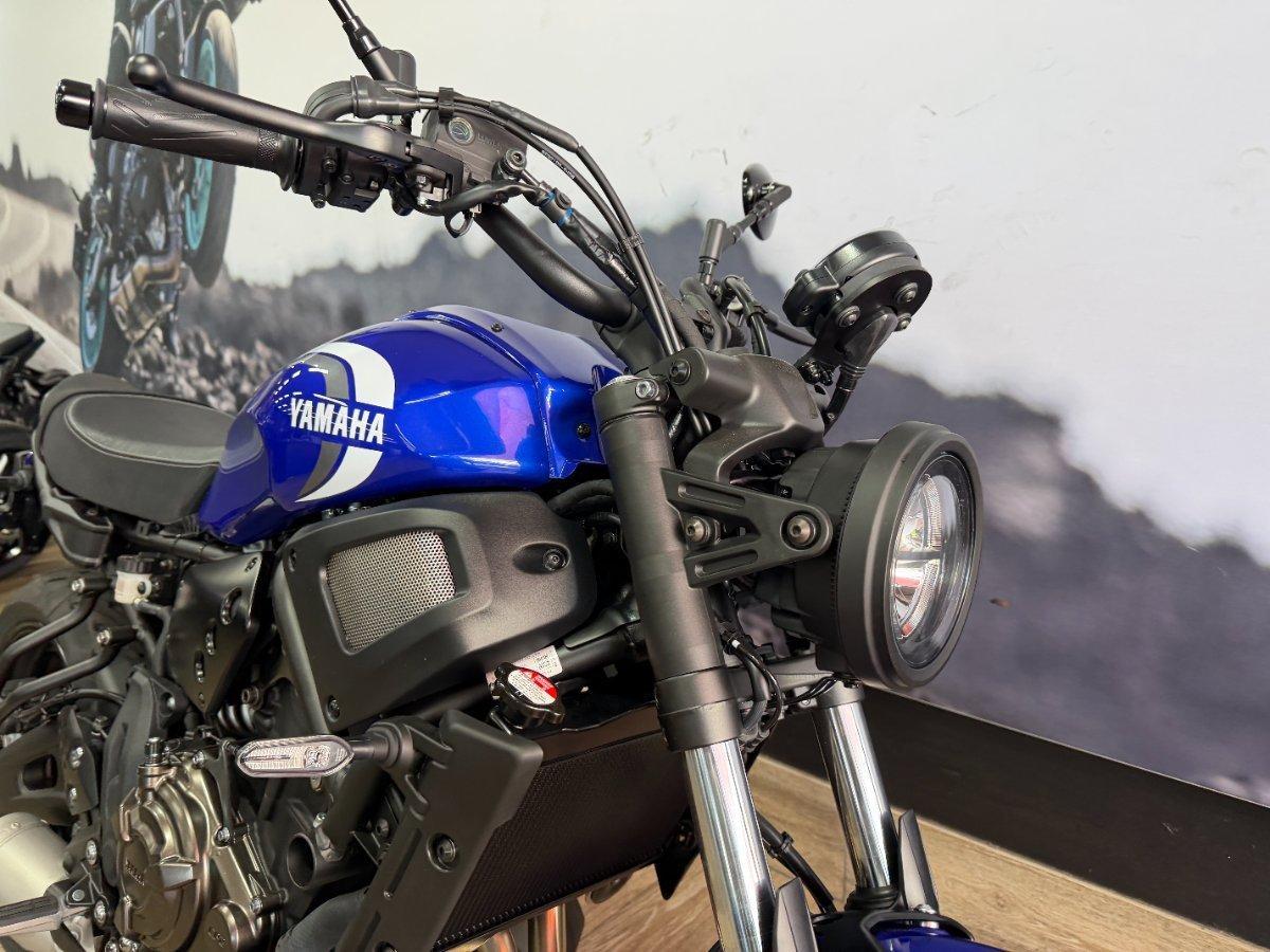 2026 YAMAHA XSR700 ROAD