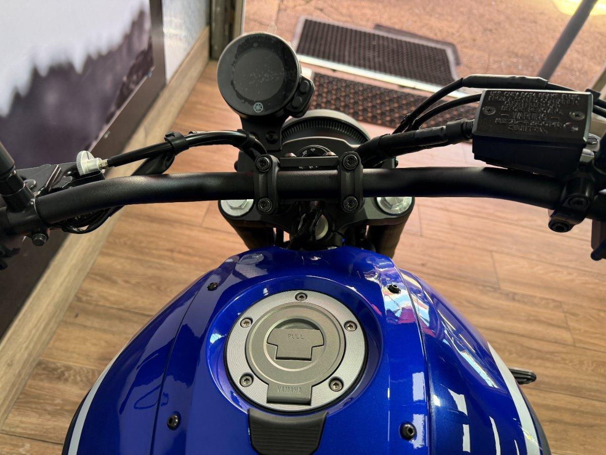 2026 YAMAHA XSR700 ROAD