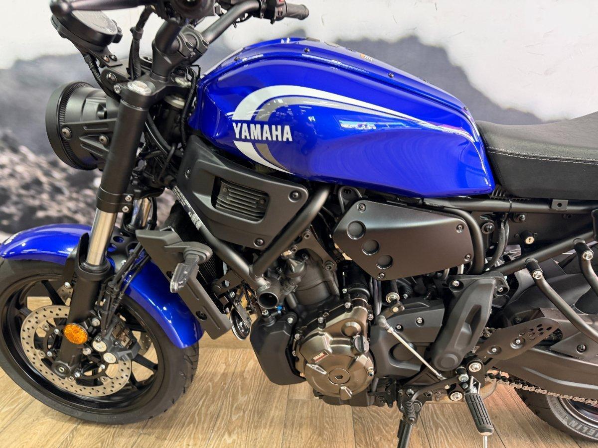 2026 YAMAHA XSR700 ROAD
