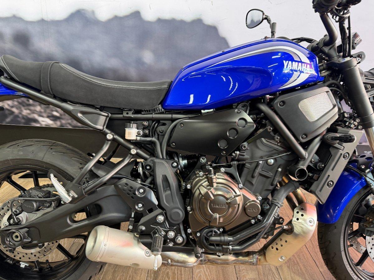 2026 YAMAHA XSR700 ROAD