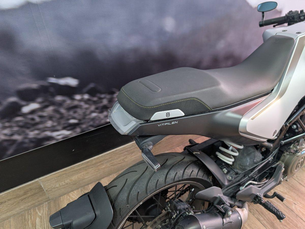 2021 HUSQVARNA VITPILEN 401 ROAD