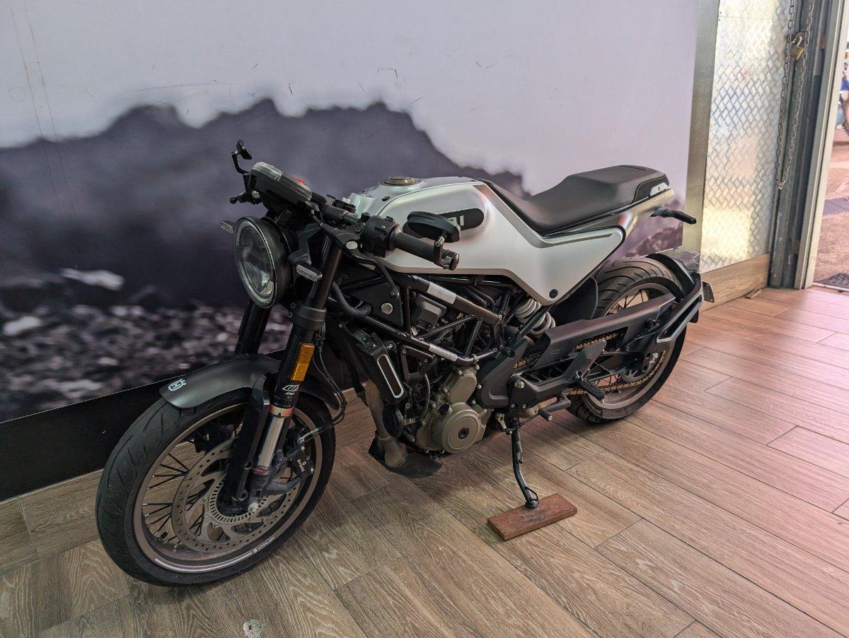 2021 HUSQVARNA VITPILEN 401 ROAD