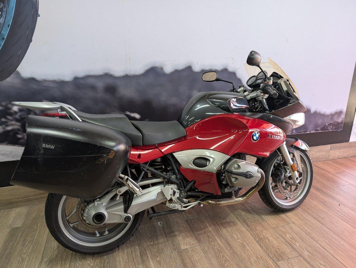 2005 BMW R1200ST SPORTS