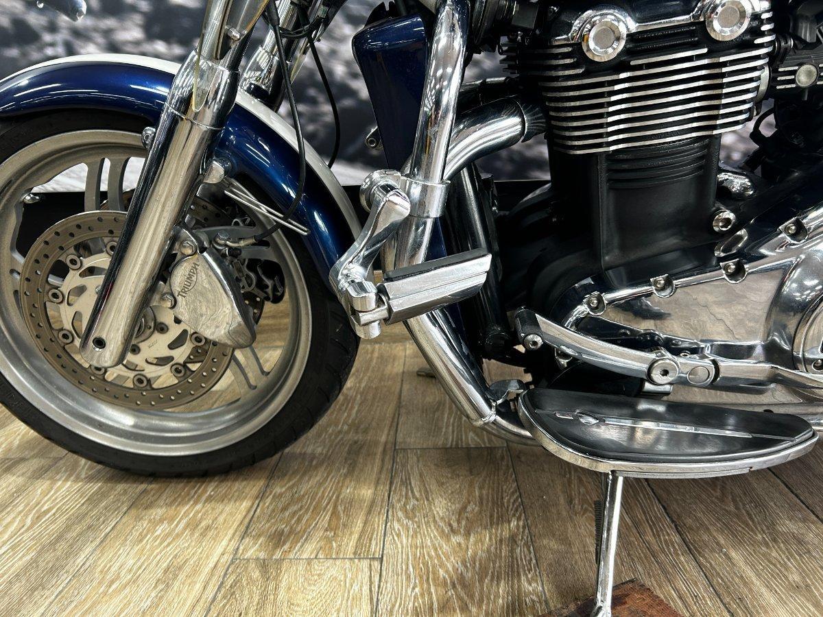2010 TRIUMPH THUNDERBIRD CRUISER