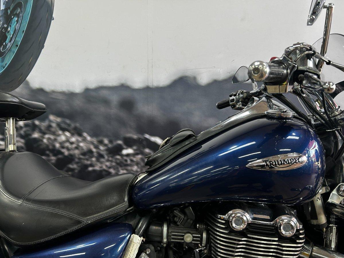 2010 TRIUMPH THUNDERBIRD CRUISER