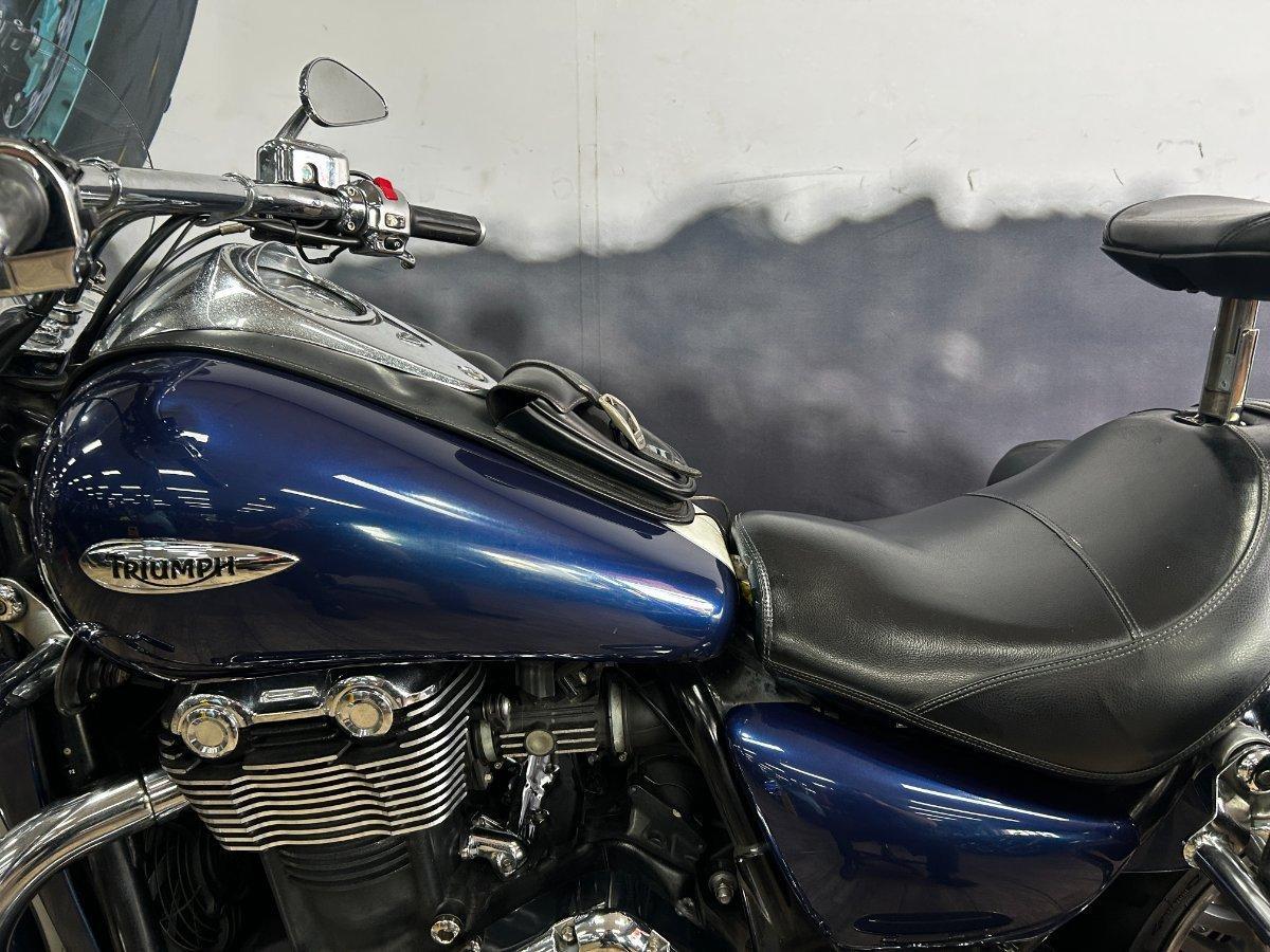 2010 TRIUMPH THUNDERBIRD CRUISER