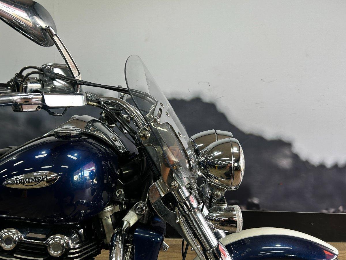 2010 TRIUMPH THUNDERBIRD CRUISER