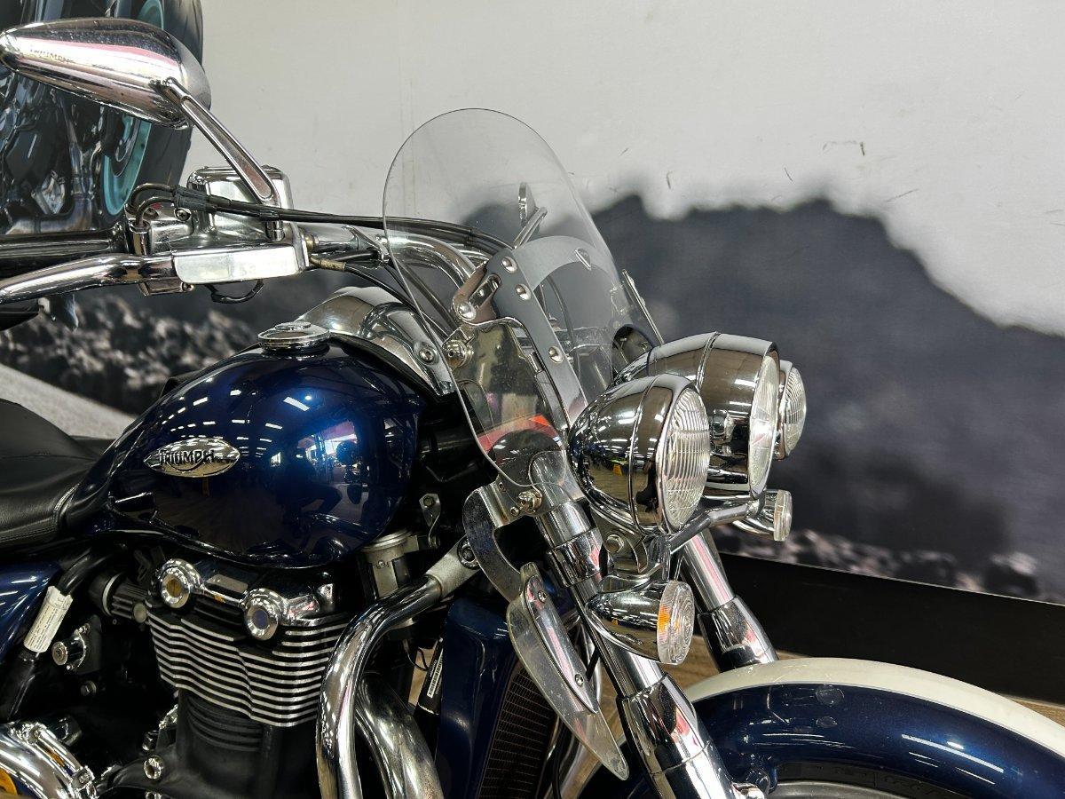 2010 TRIUMPH THUNDERBIRD CRUISER