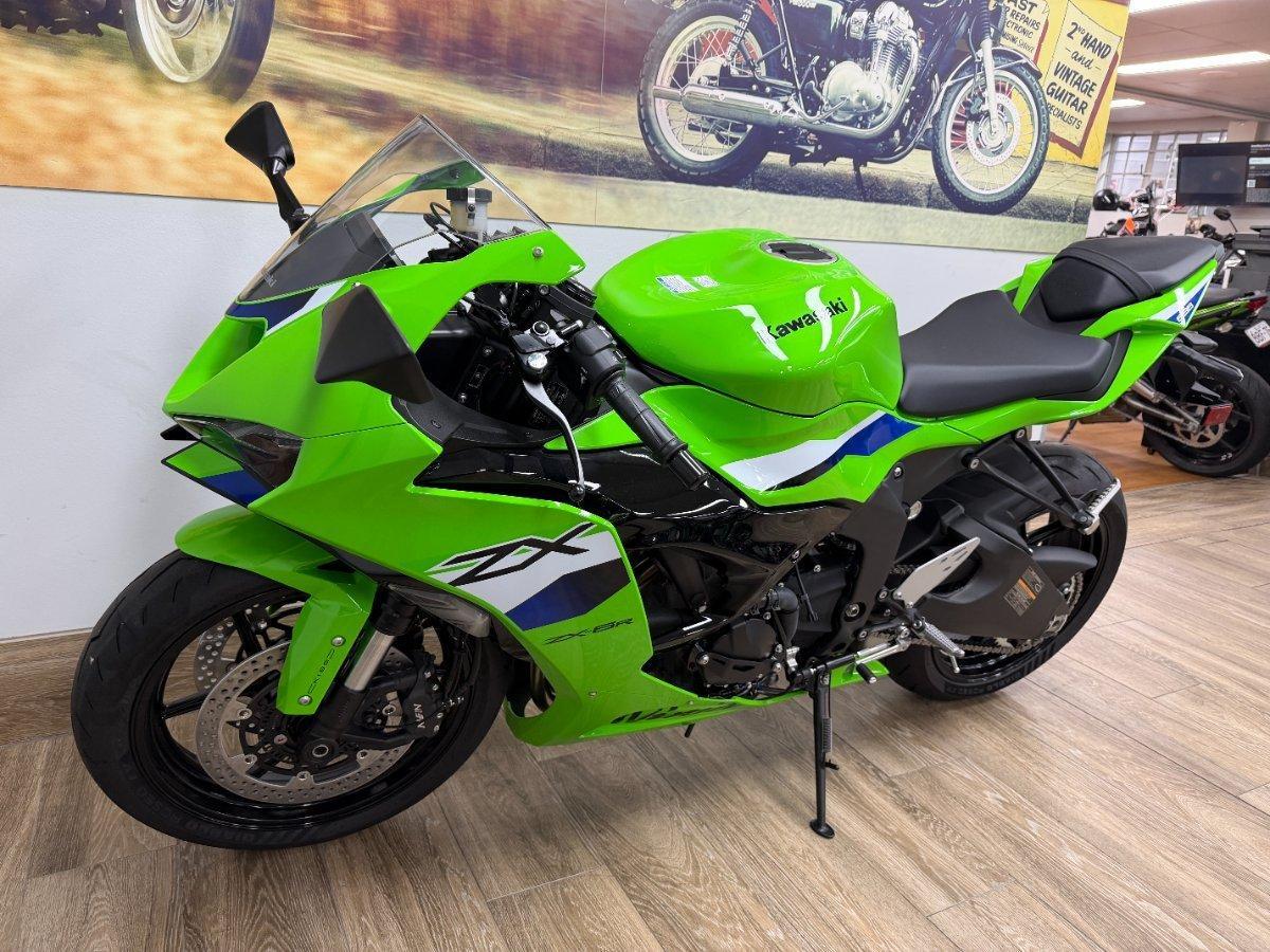 2026 KAWASAKI NINJA ZX-6R ABS (636) SPORTS