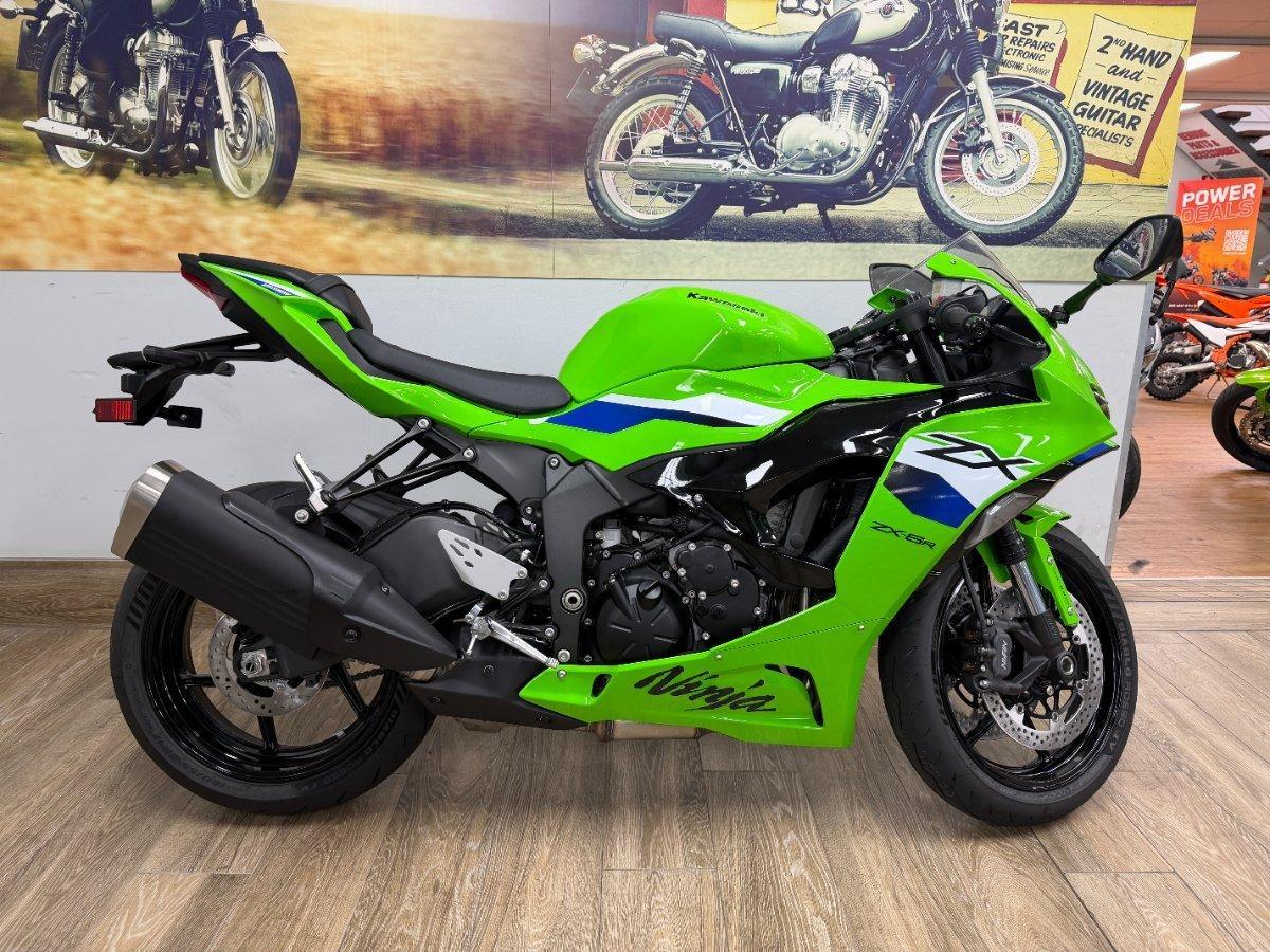 2026 KAWASAKI NINJA ZX-6R ABS (636) SPORTS