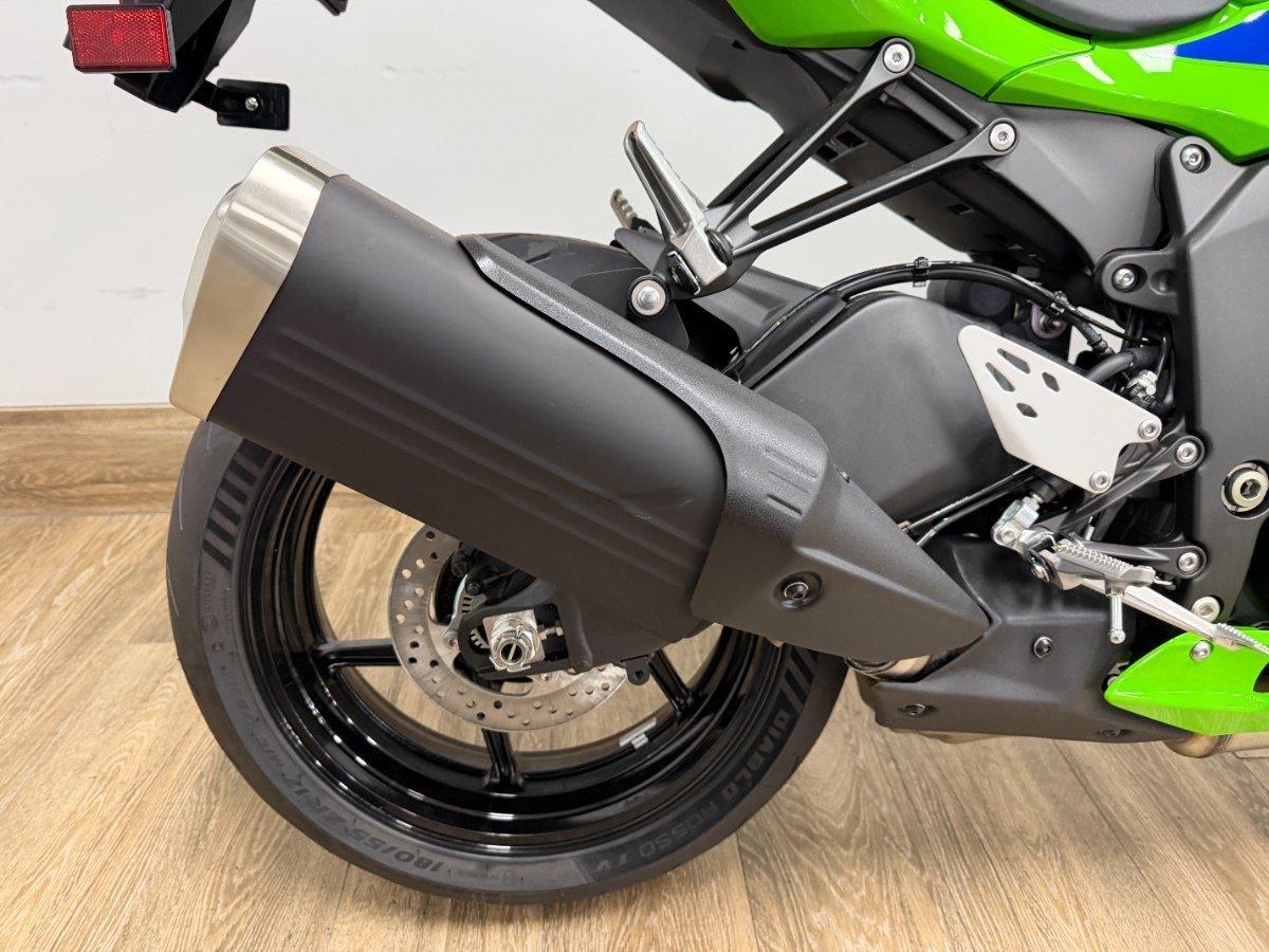 2026 KAWASAKI NINJA ZX-6R ABS (636) SPORTS