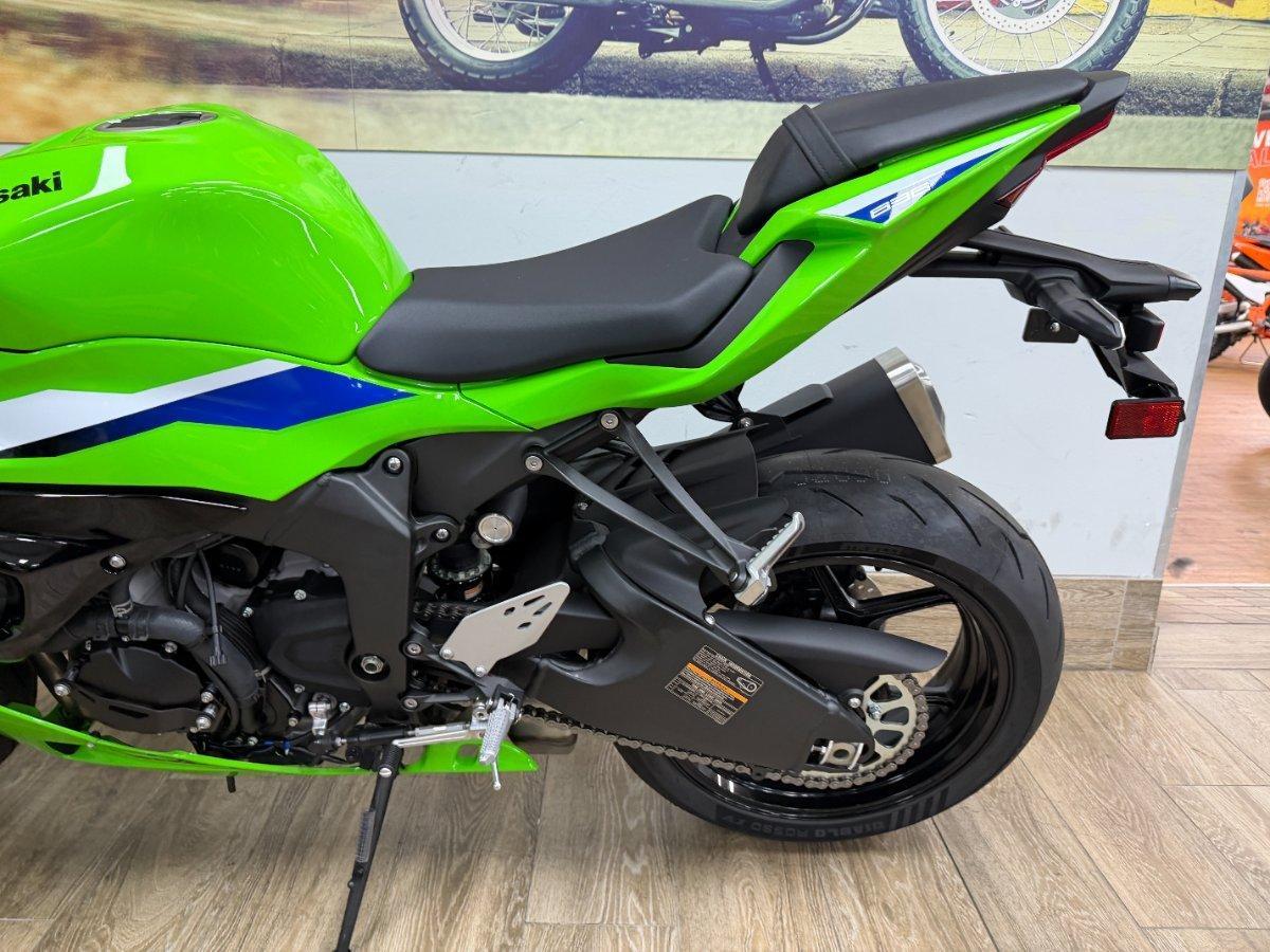 2026 KAWASAKI NINJA ZX-6R ABS (636) SPORTS