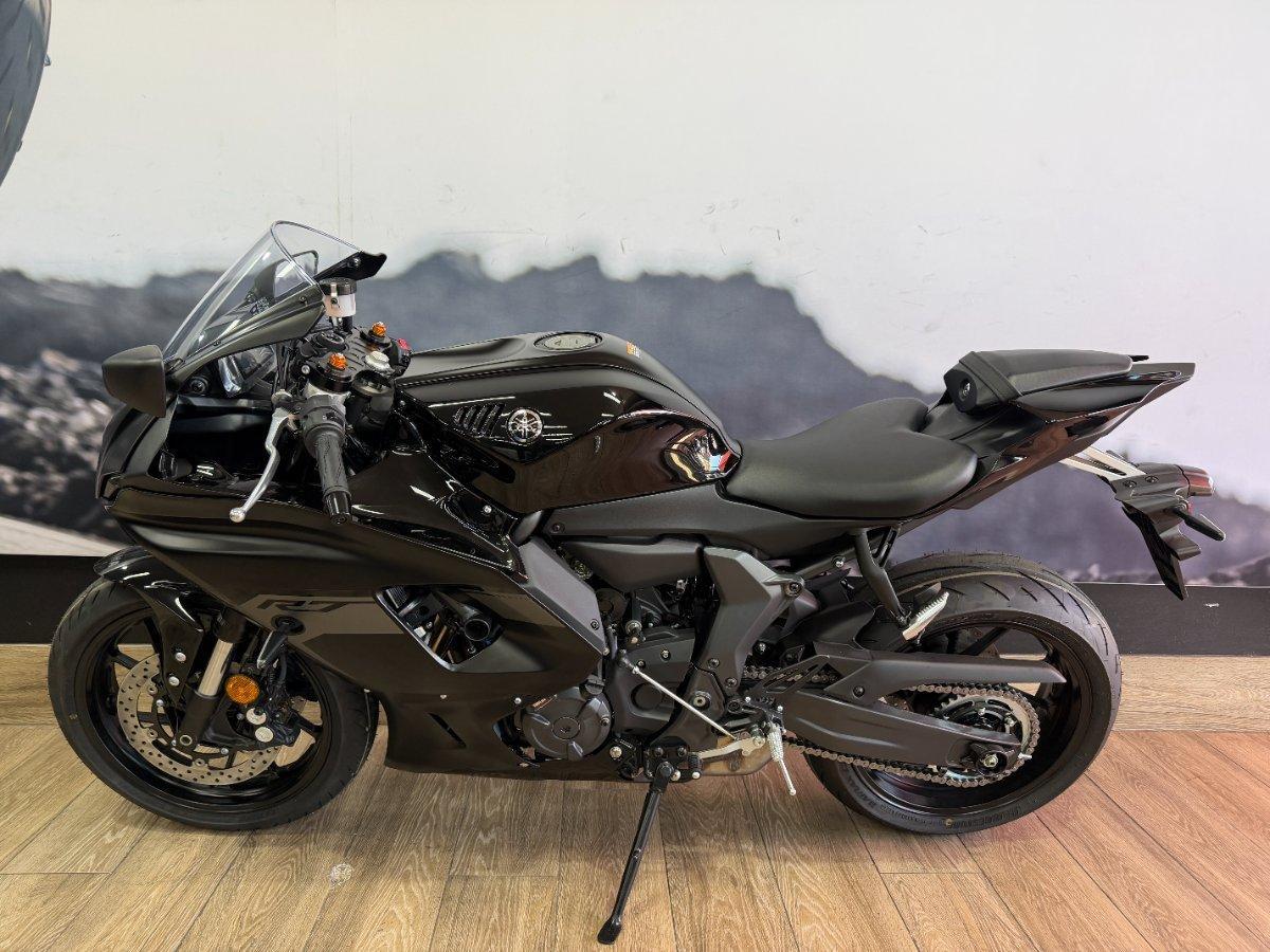 2025 YAMAHA YZF-R7HO SPORTS