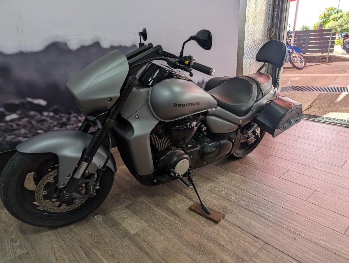 2016 SUZUKI VZR 1800 BOULEVARD (M109R) CRUISER