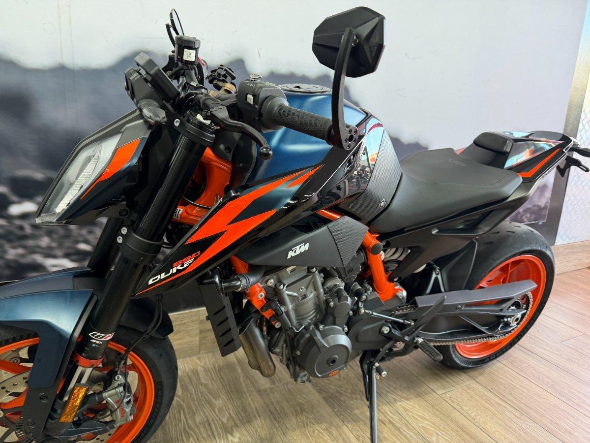 2023 KTM 890 DUKE R ROAD