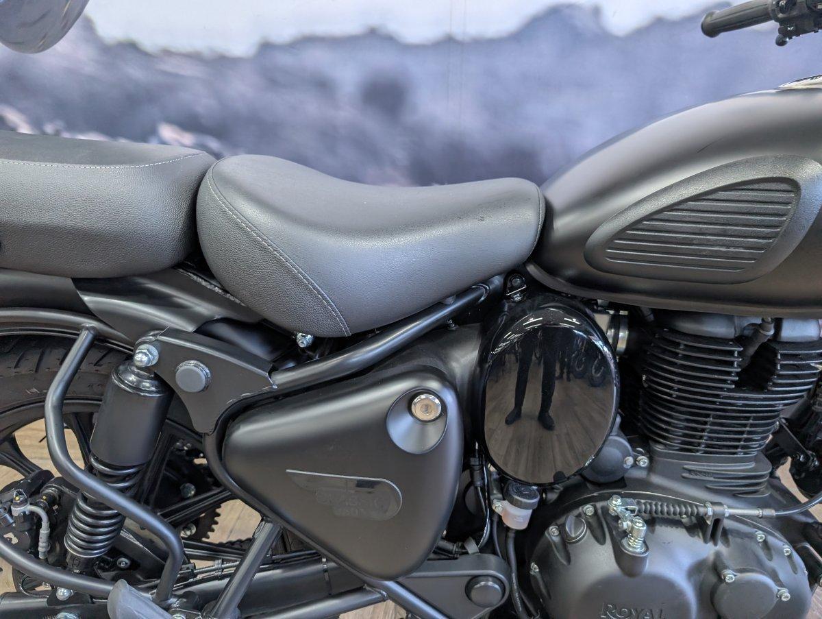 2025 ROYAL ENFIELD CLASSIC 350 DARK ROAD