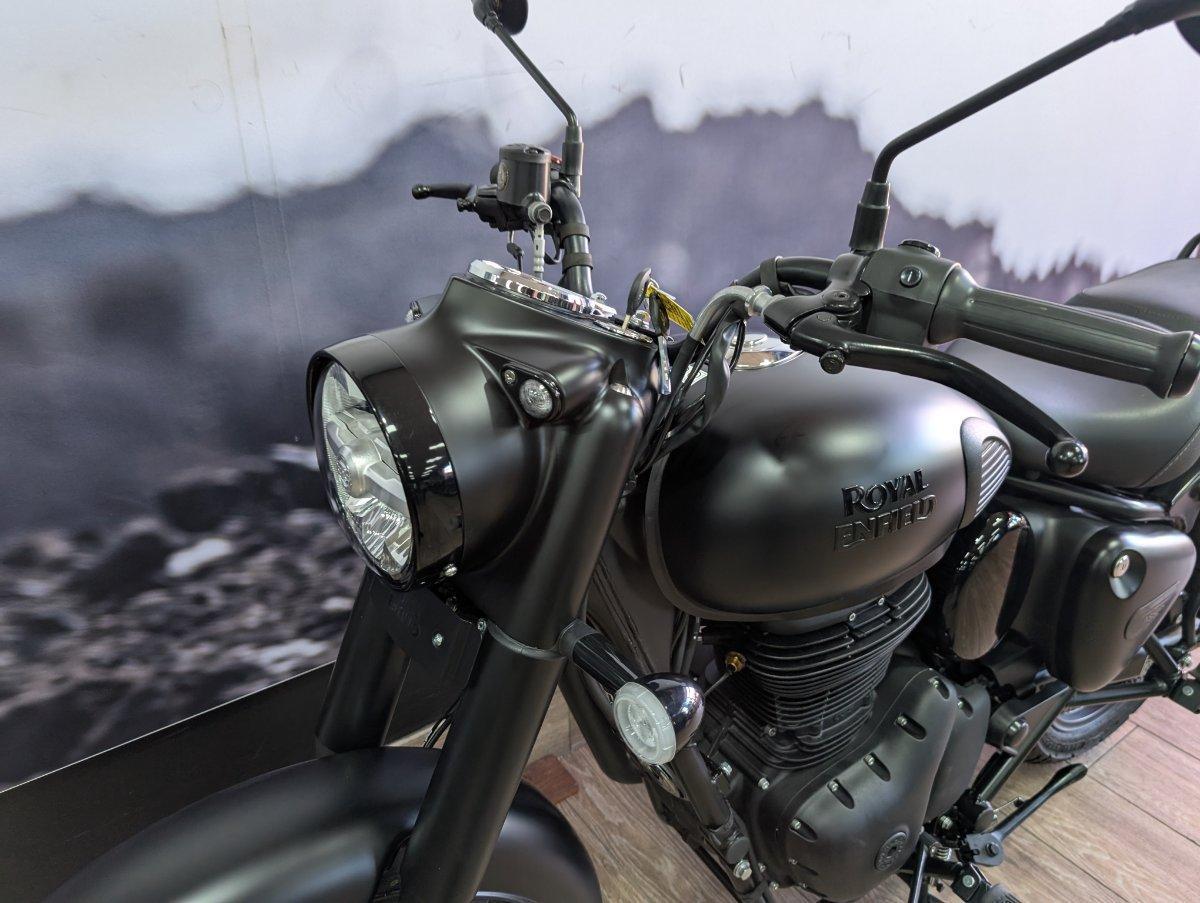 2025 ROYAL ENFIELD CLASSIC 350 DARK ROAD