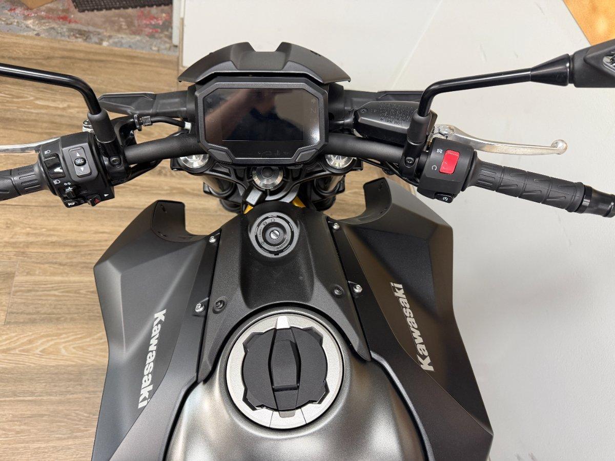 2026 KAWASAKI Z650L (LAMS) SPORTS