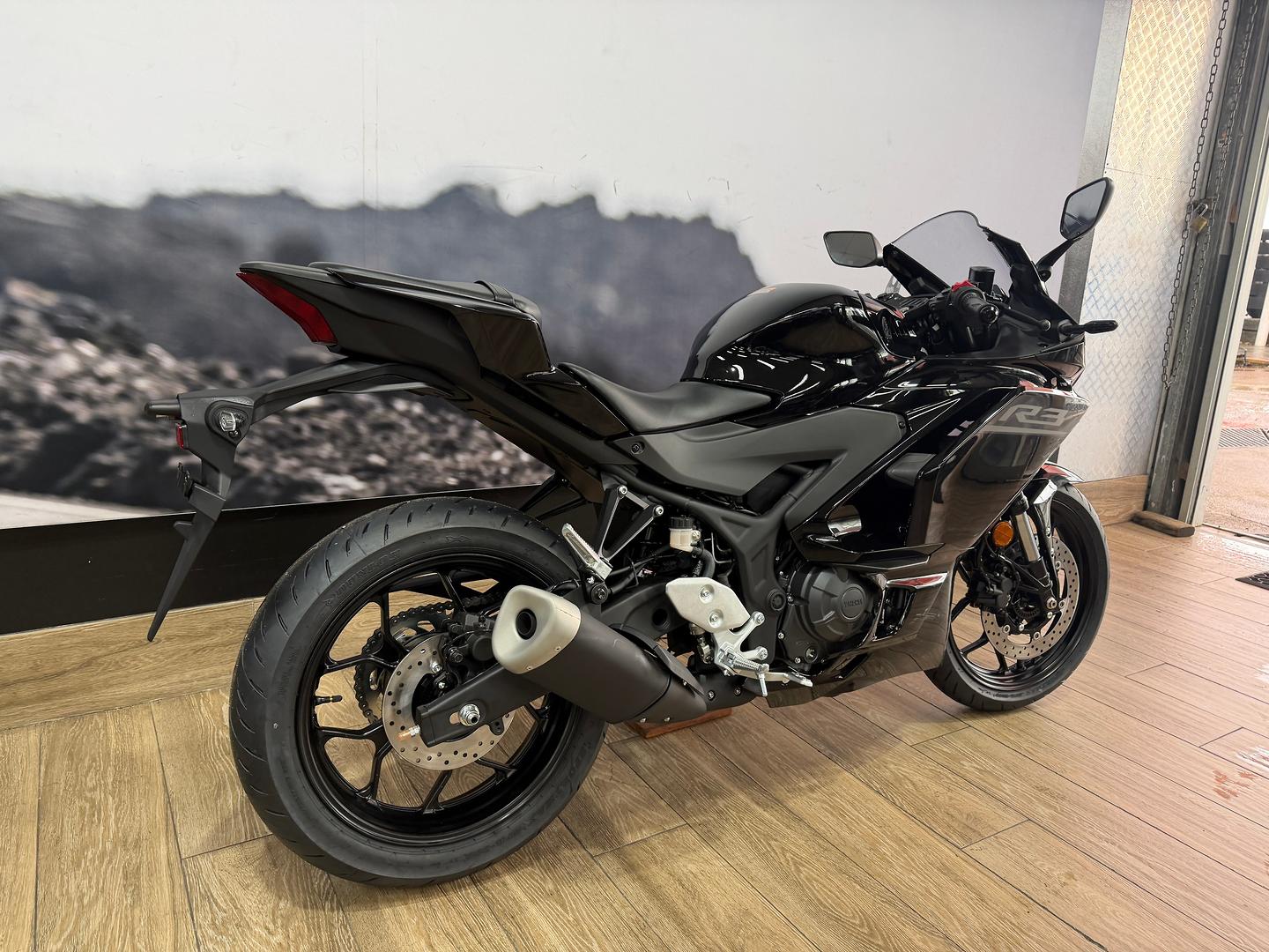 2026 YAMAHA YZF-R3 (YZF-R3A) SPORTS