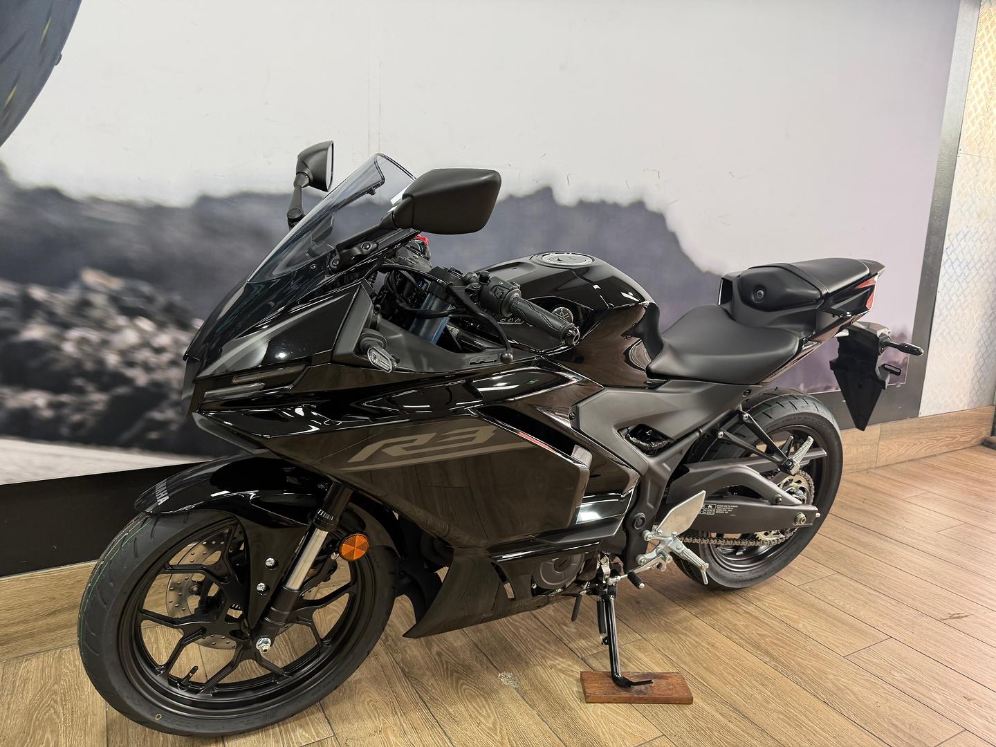 2026 YAMAHA YZF-R3 (YZF-R3A) SPORTS