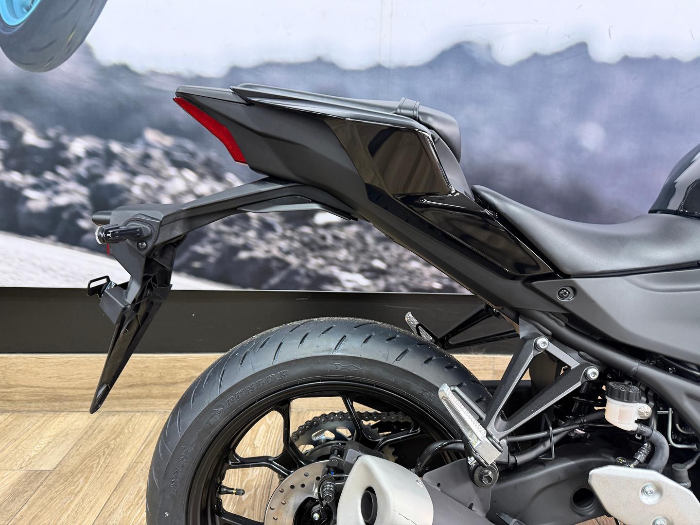 2026 YAMAHA YZF-R3 (YZF-R3A) SPORTS
