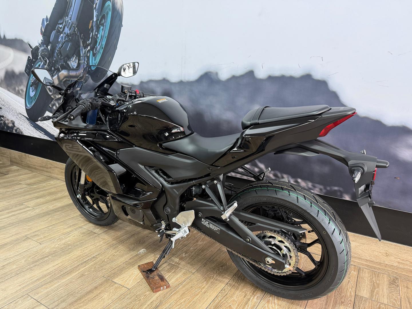 2026 YAMAHA YZF-R3 (YZF-R3A) SPORTS