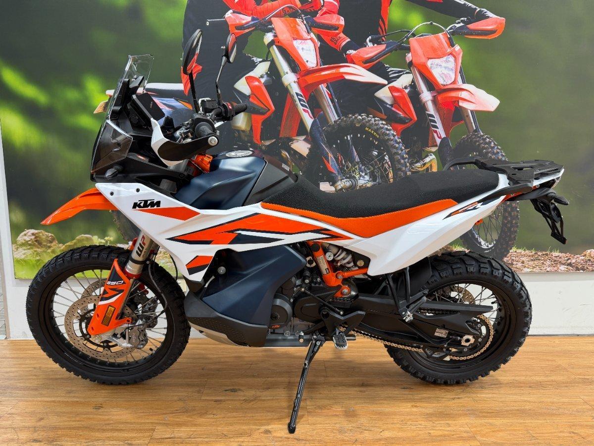 2024 KTM 890 ADVENTURE R DUAL SPORTS