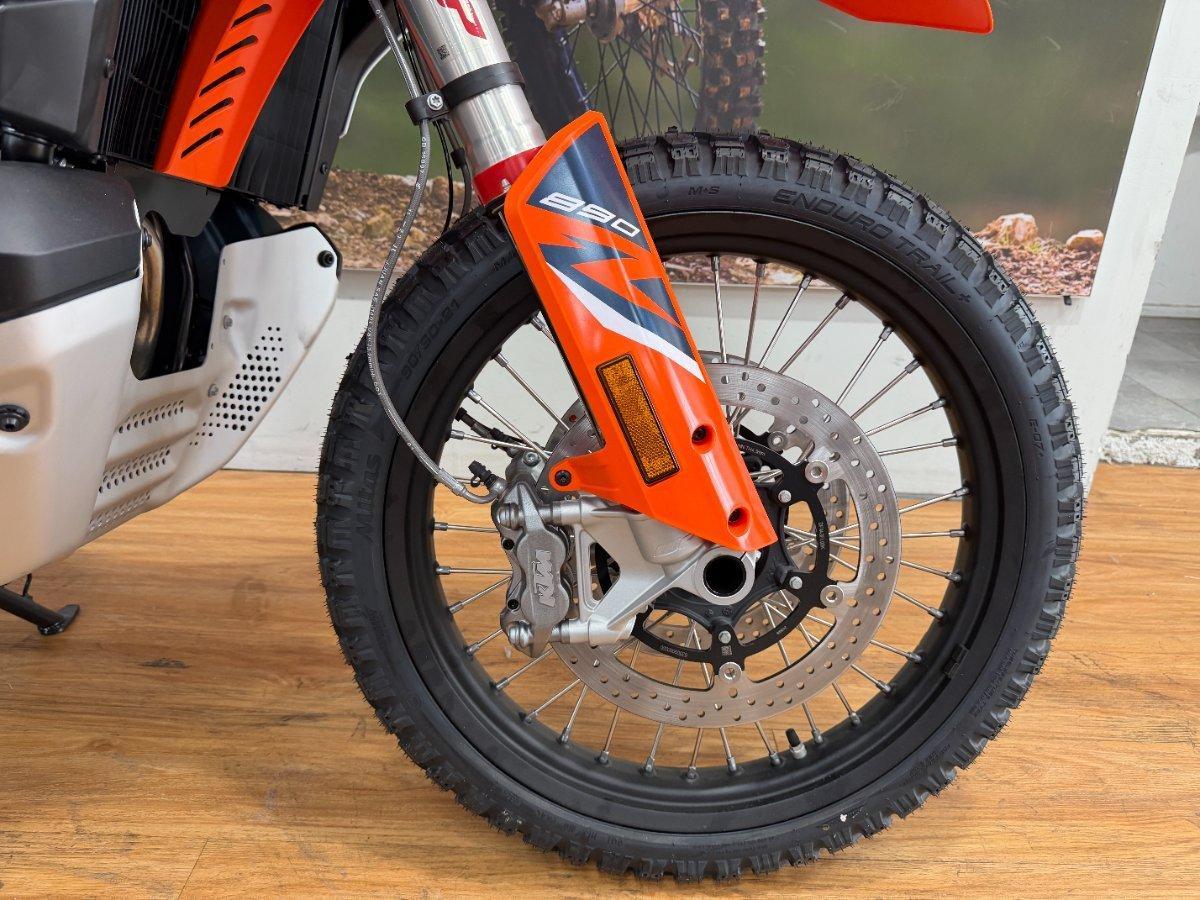 2024 KTM 890 ADVENTURE R DUAL SPORTS
