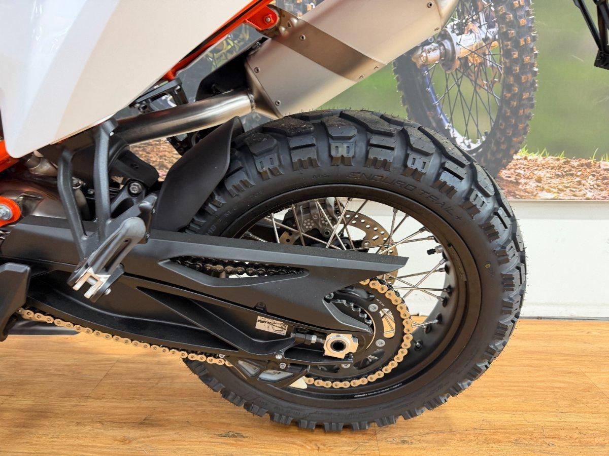 2024 KTM 890 ADVENTURE R DUAL SPORTS