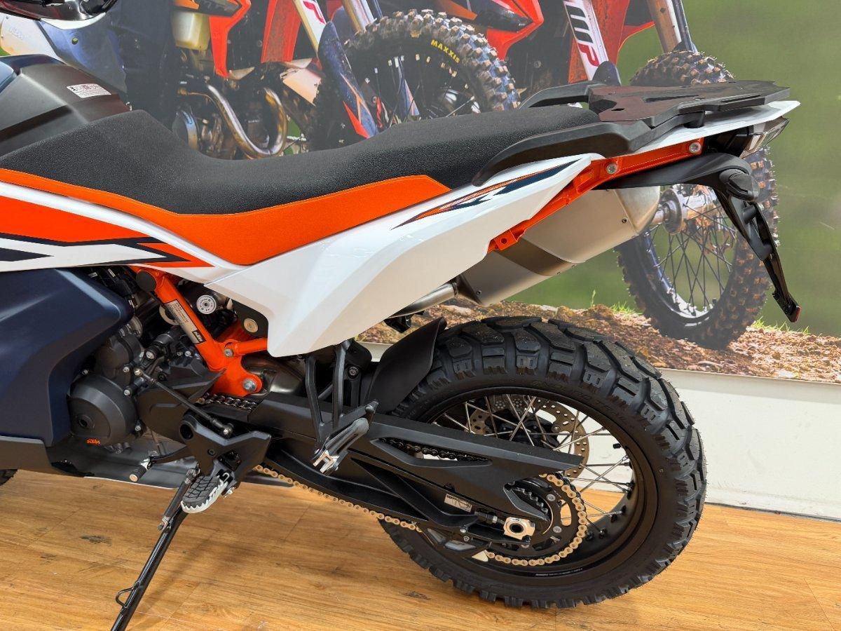 2024 KTM 890 ADVENTURE R DUAL SPORTS