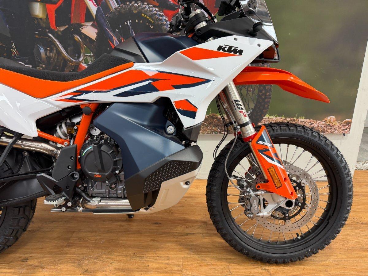 2024 KTM 890 ADVENTURE R DUAL SPORTS