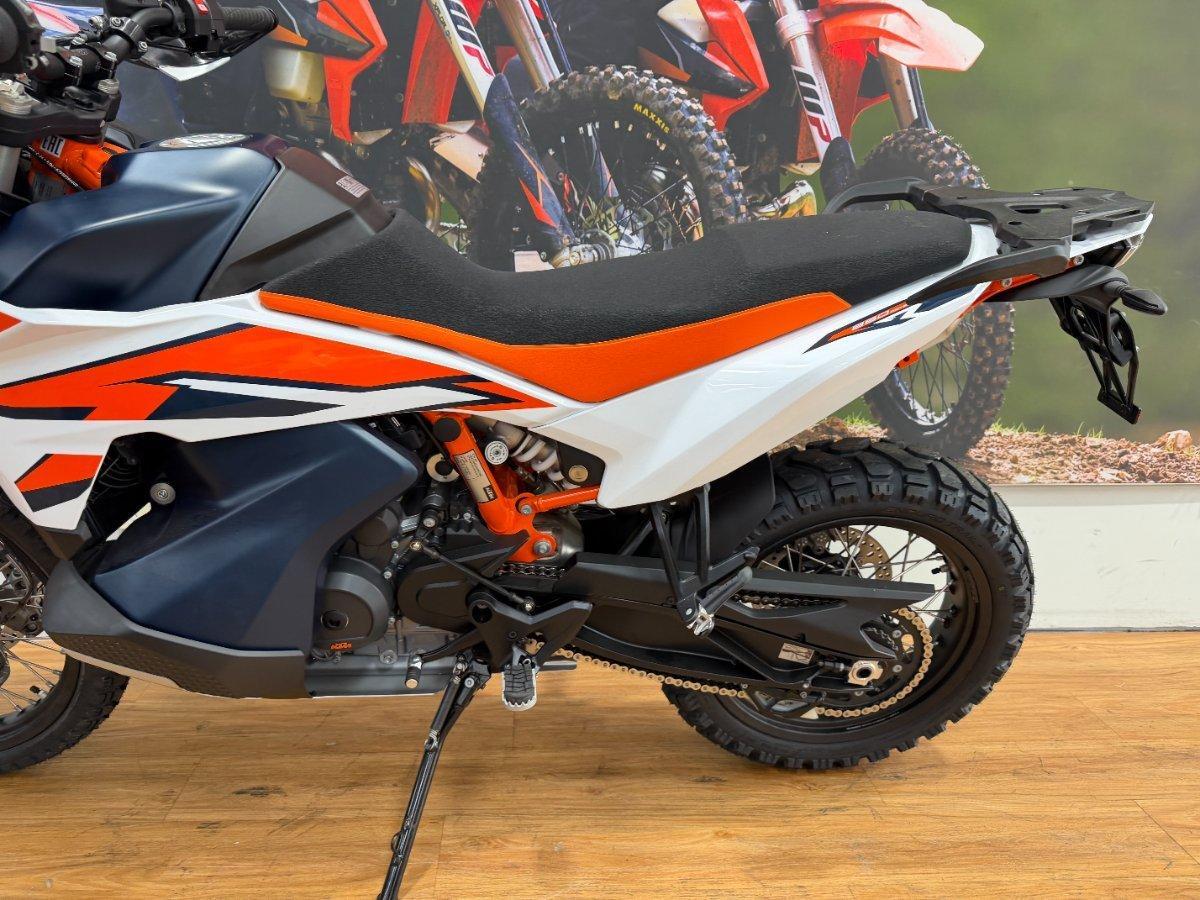 2024 KTM 890 ADVENTURE R DUAL SPORTS