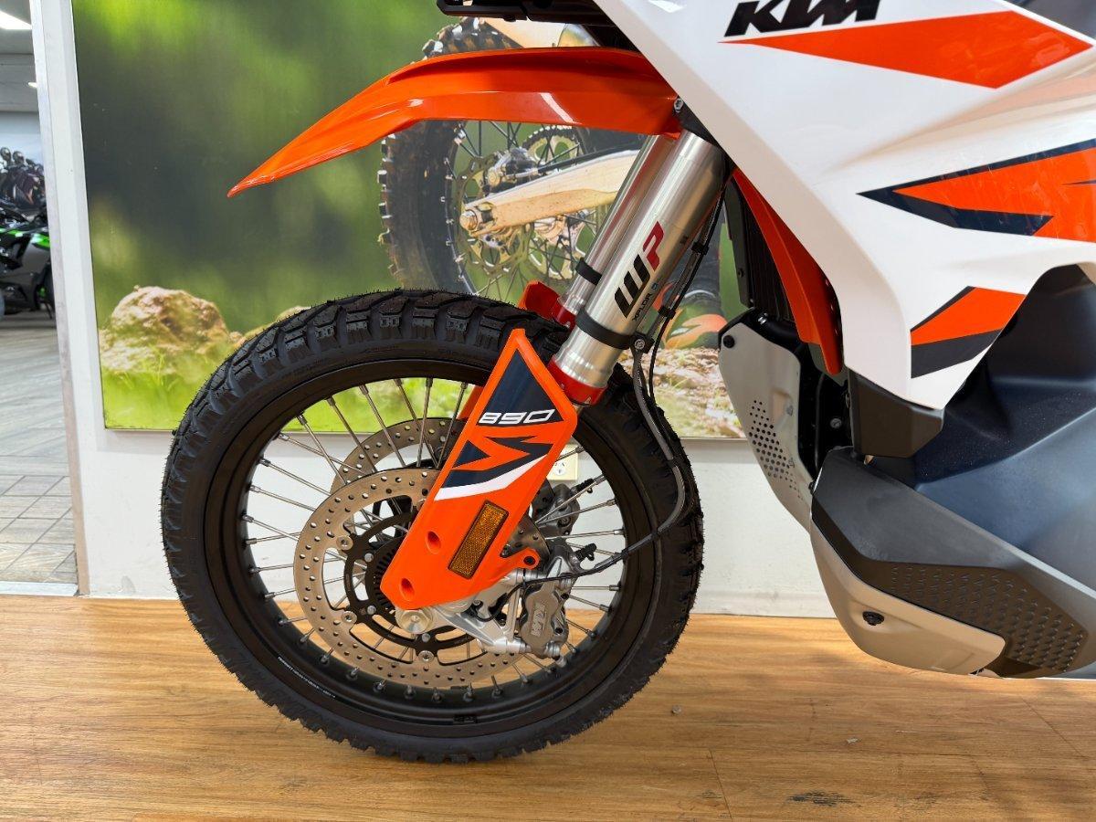 2024 KTM 890 ADVENTURE R DUAL SPORTS