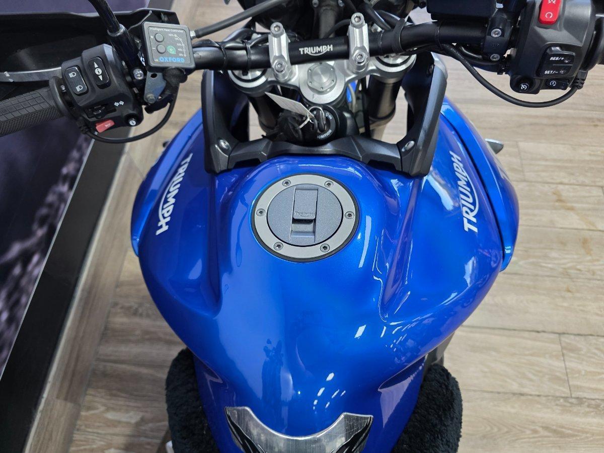 2016 TRIUMPH TIGER 800 XRx LOW DUAL SPORTS