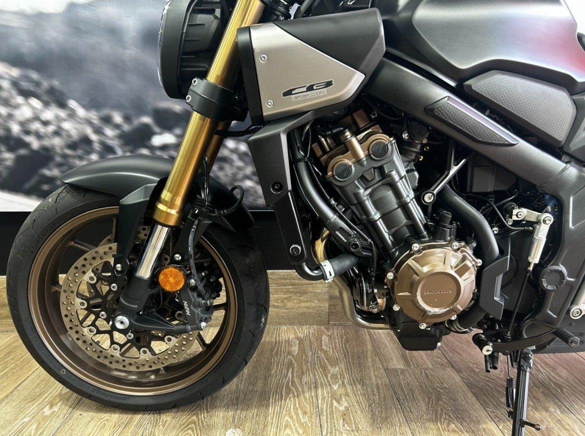 2024 HONDA CB650R E-CLUTCH SPORTS