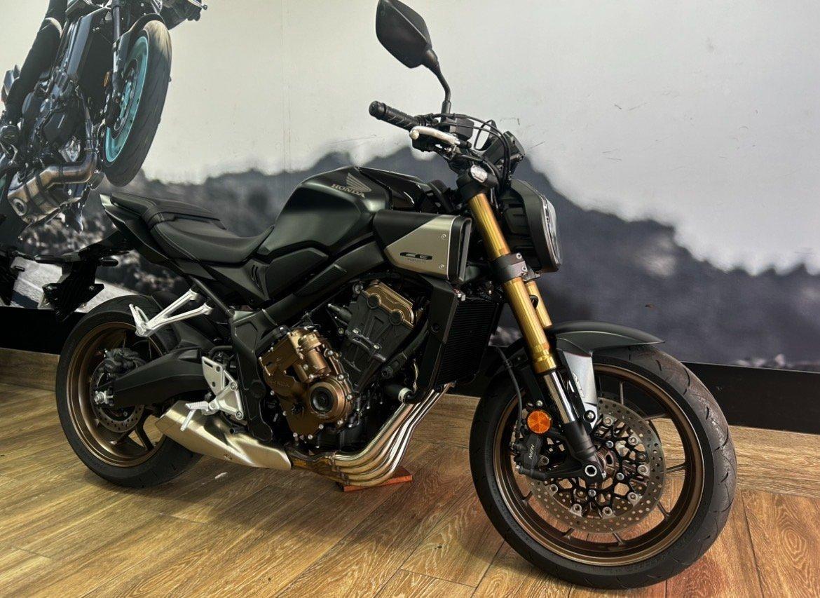 2024 HONDA CB650R E-CLUTCH SPORTS