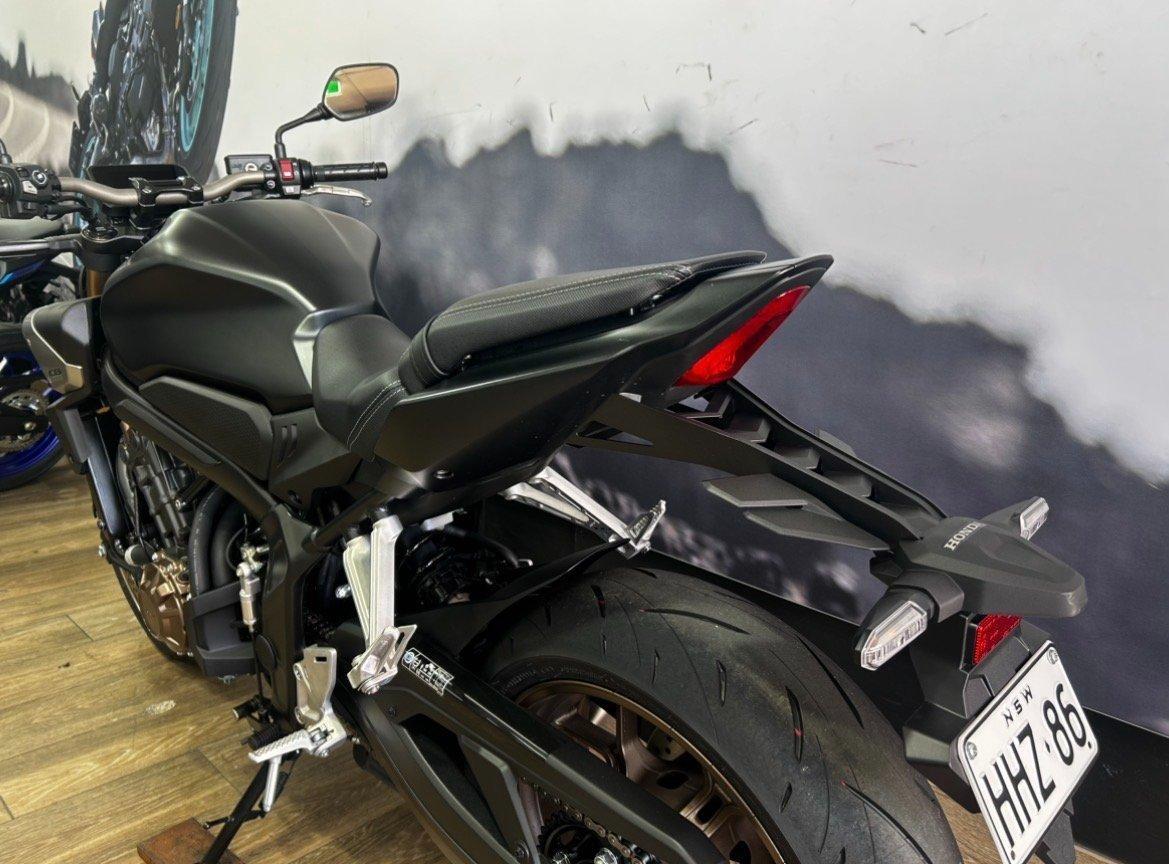 2024 HONDA CB650R E-CLUTCH SPORTS
