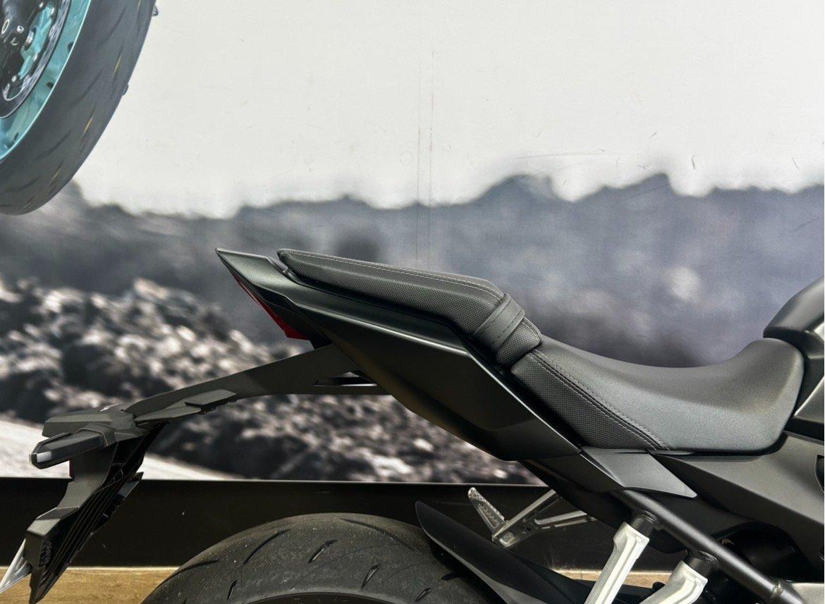 2024 HONDA CB650R E-CLUTCH SPORTS