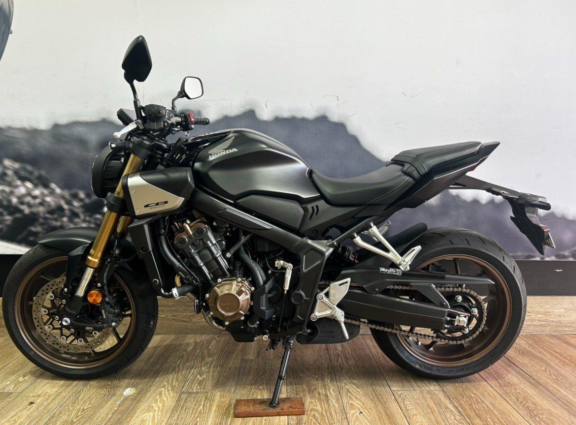 2024 HONDA CB650R E-CLUTCH SPORTS