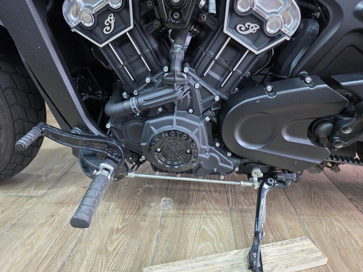 2021 INDIAN SCOUT BOBBER CRUISER